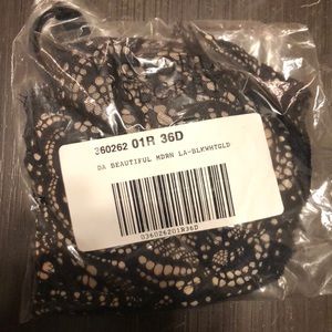 VS Dream Angels Wicked Unlined Push-Up Bra